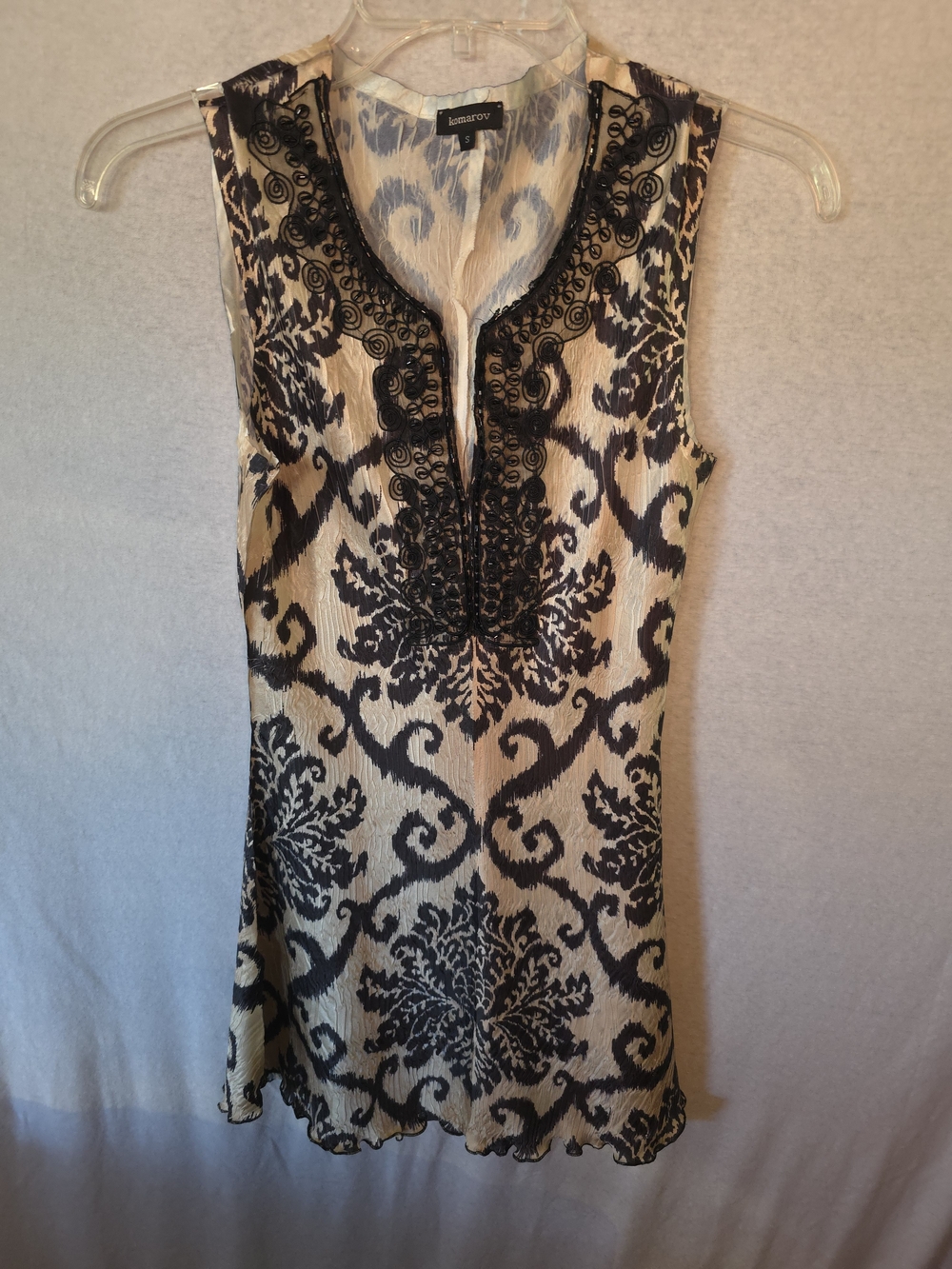 Komarov Cream and Blue Patterned Sleeveless Tunic with Lace Trim